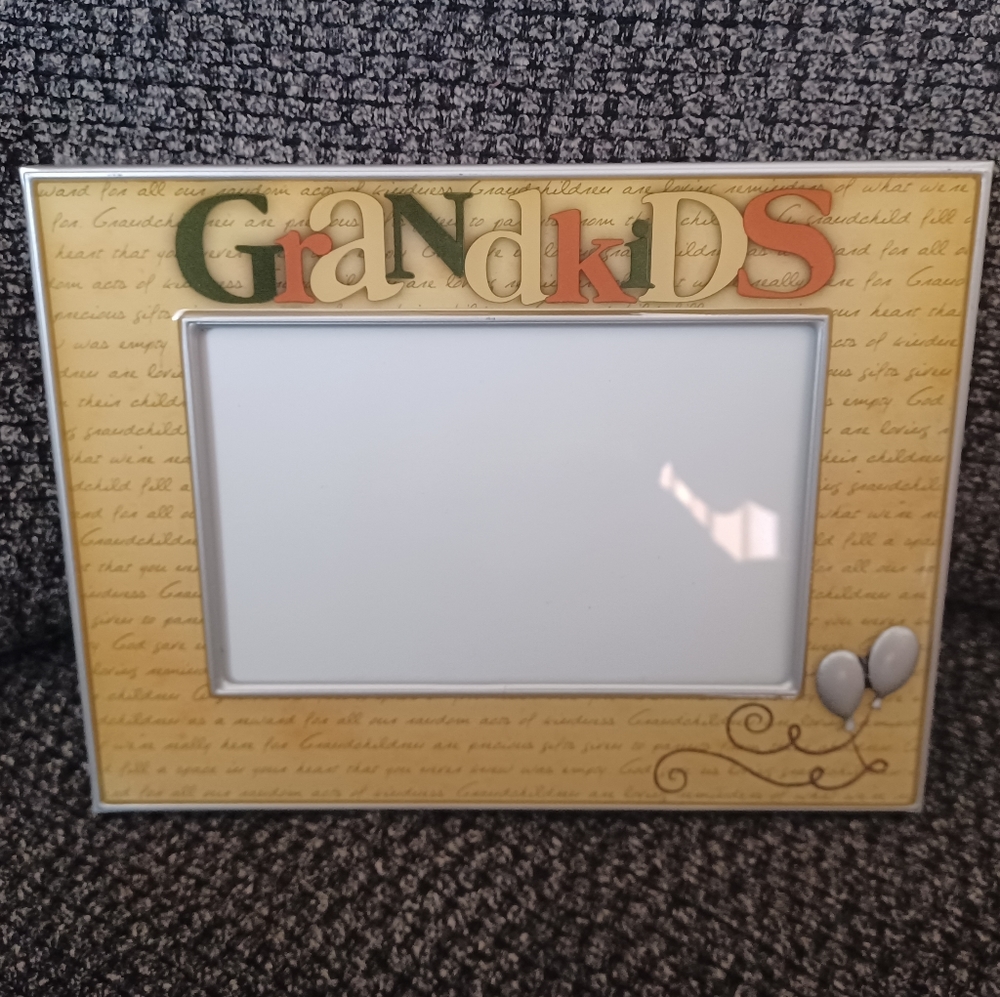 🆓 FREE Add to Bundle! Target At Home Picture Frame Grandkids 4 x 6